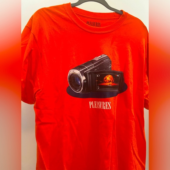 Pleasures orange tshirt - Picture 1 of 4
